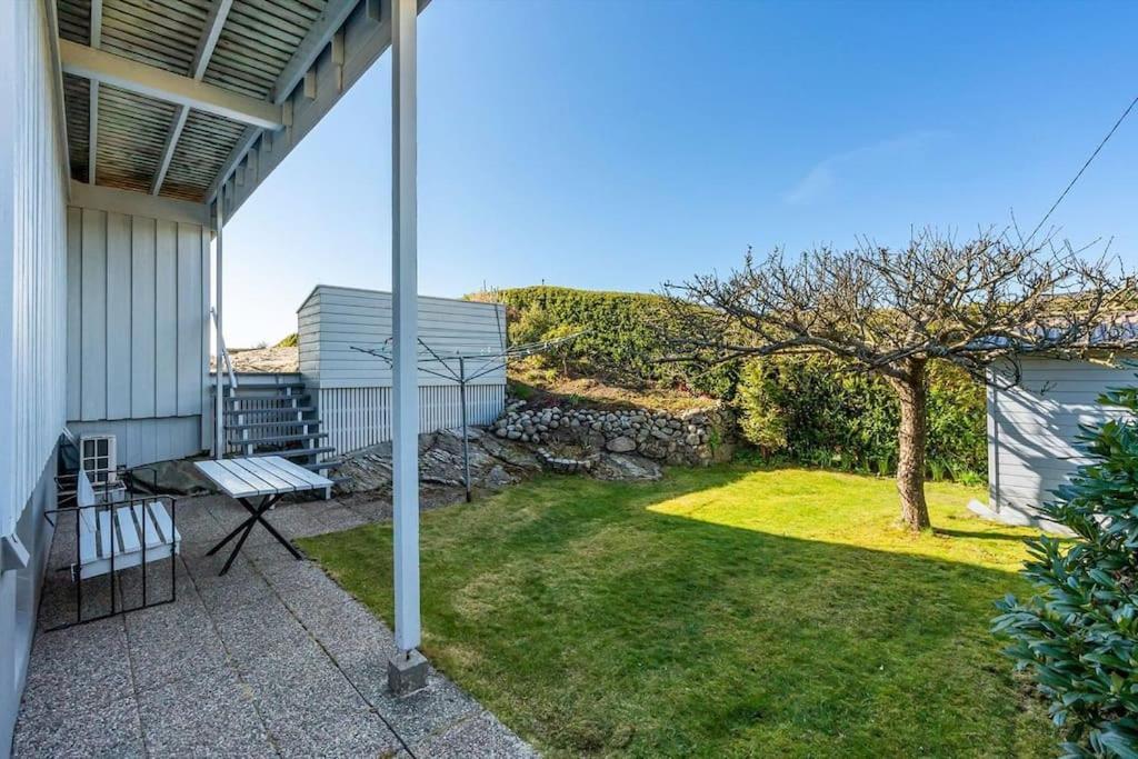 Large Home In Sola Tananger Exterior photo