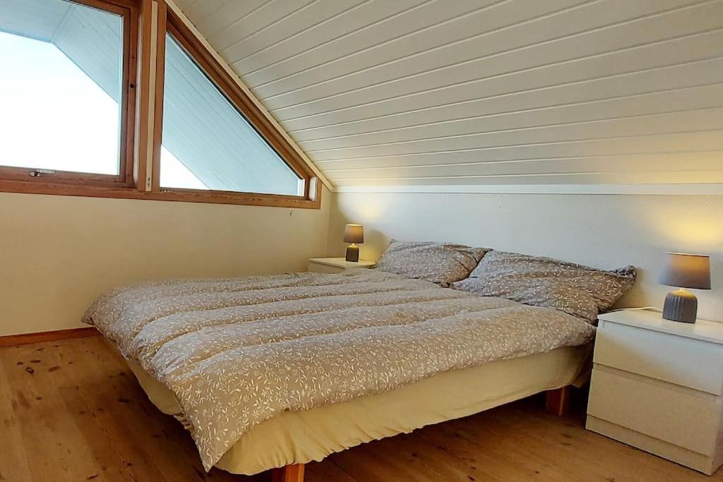 Large Home In Sola Tananger Exterior photo